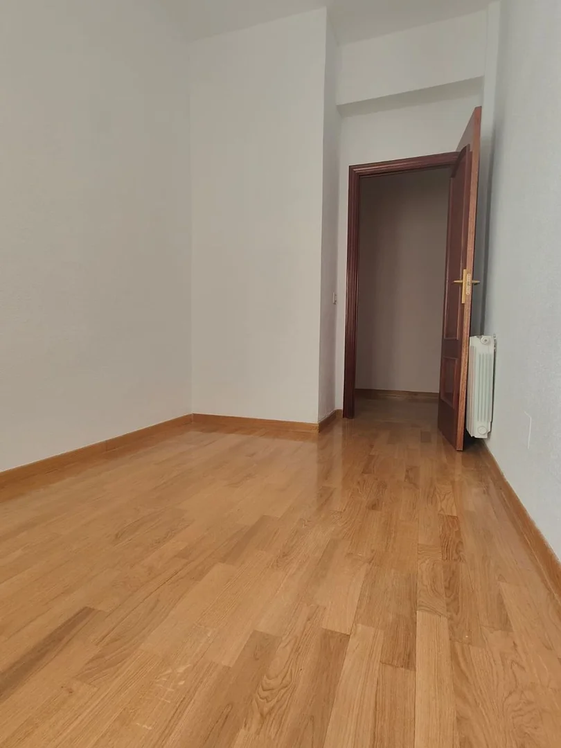 Piso en avenida de la Reina Victoria, 31 - Foto 15