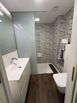 Piso en Barrio Valdezarza - Foto 2