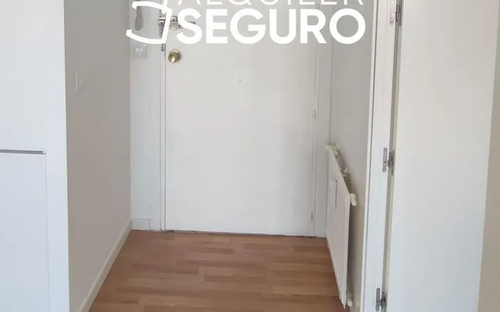 Piso en Calle Isla Graciosa, Tres Olivos - Valverde - Foto 1