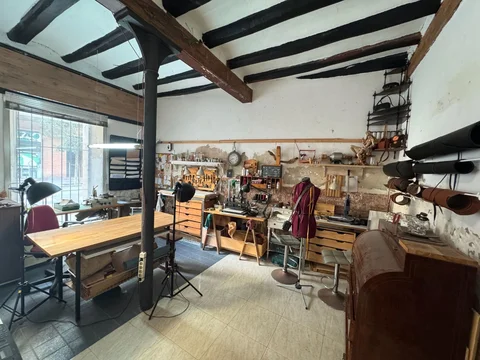 Local comercial en  Carrer de la Constitució 81 - Foto 3