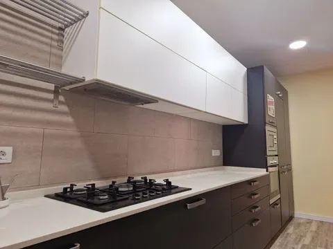 Piso en calle de la Infanta Mercedes, 97 - Foto 19