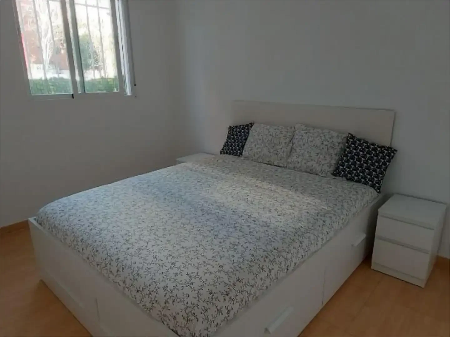 Piso en  Plaza de la Carolina 8 - Foto 13