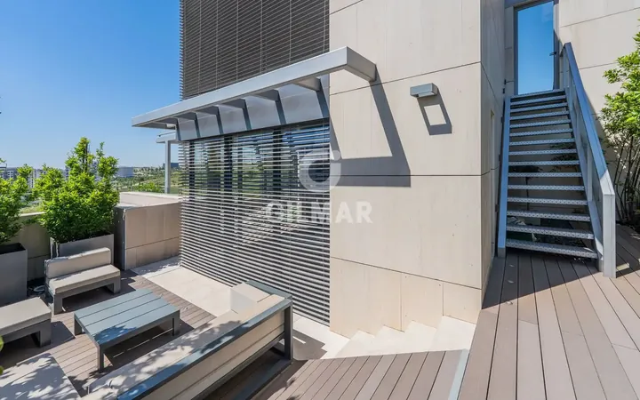Chalet Adosado en Valdefuentes, Madrid - Foto 4