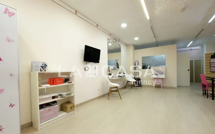 Local comercial en  Carrer d'Alloza - Foto 4