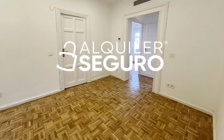 Piso en Calle de Alejandro Saint Aubin, Chopera - Foto 5
