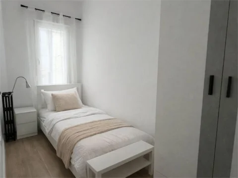 Piso en  Calle de Embajadores 145 - Foto 6