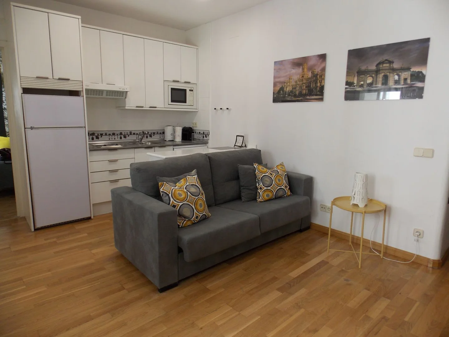 Piso en calle del Monte Esquinza, 7 - Foto 2