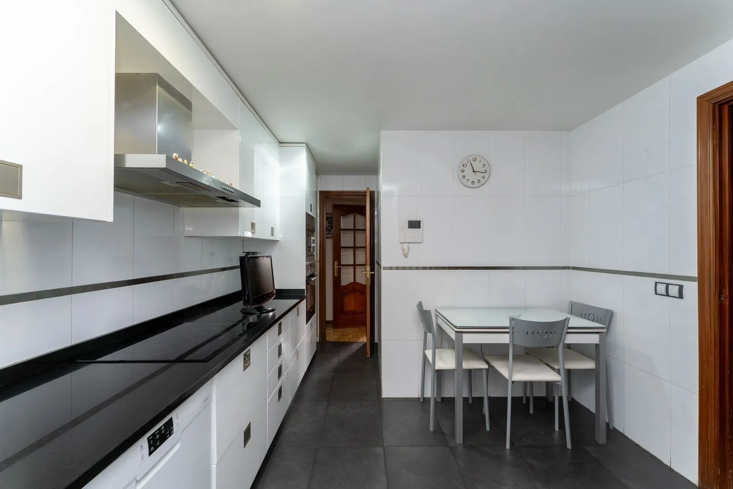 Piso en calle de Ramón Gómez de la Serna, 29 - Foto 2