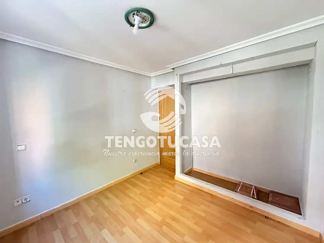 Piso en  Calle de Nuestra Señora del Villar - Foto 15