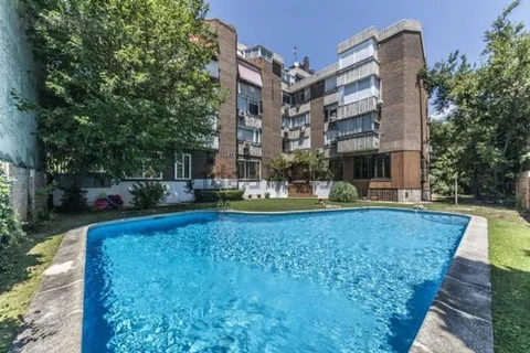 Piso en avenida de Pío XII, 10 - Foto 1