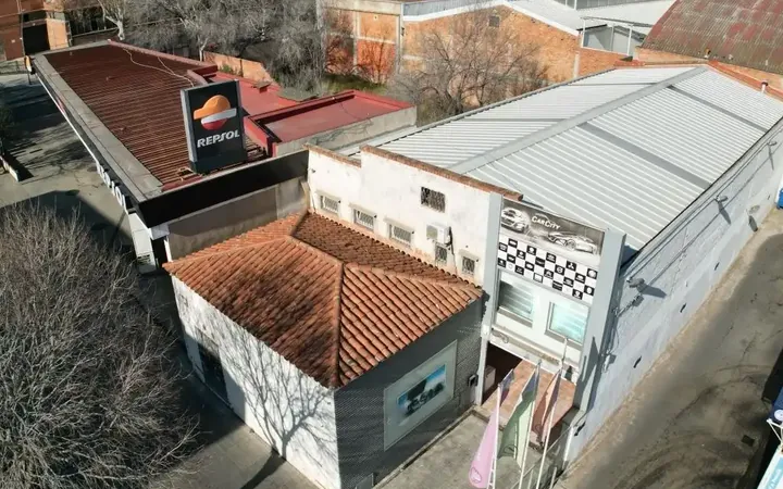 Local comercial en  Carrer de Sant Adrià 83 - Foto 6