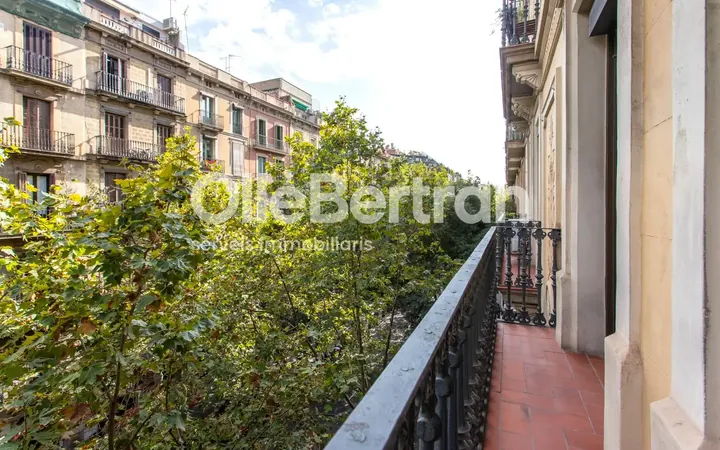 Piso en  de la Diputació - Foto 19