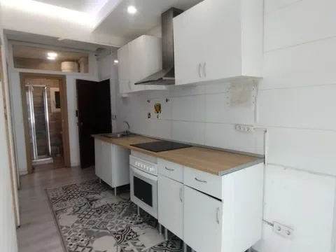 Piso en calle de Sigüenza, 70 - Foto 1