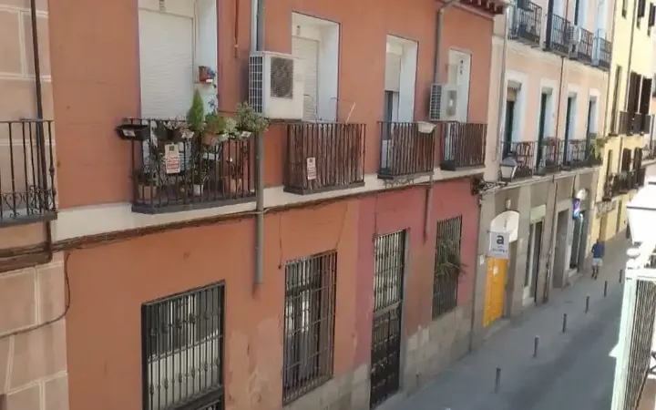 Apartamento en  Calle de las Dos Hermanas 7 - Foto 1