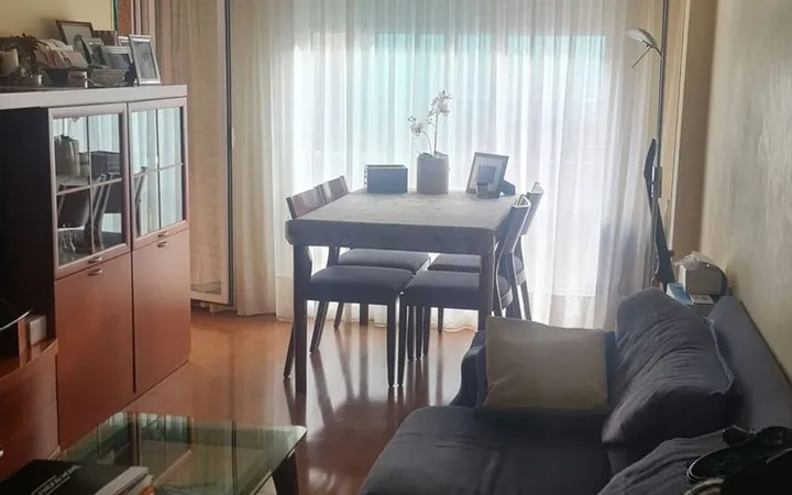 Piso en Calle del Guadiana, 33, Sants - Foto 1