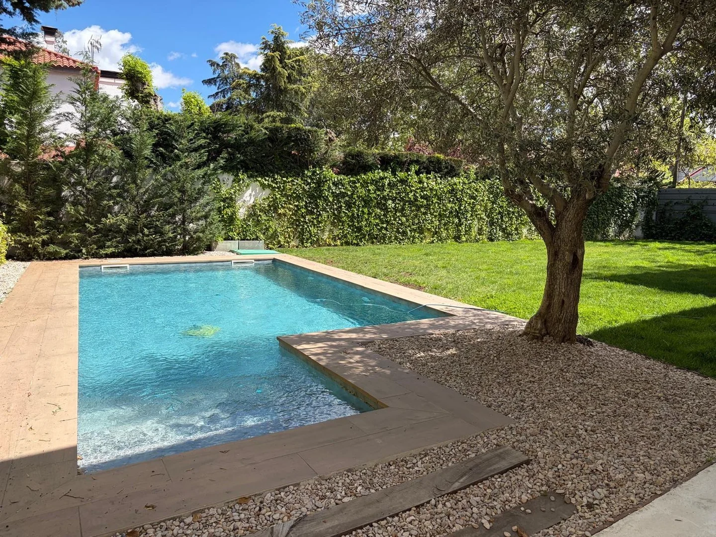 Casa independiente en Barrio Aravaca - Foto 1