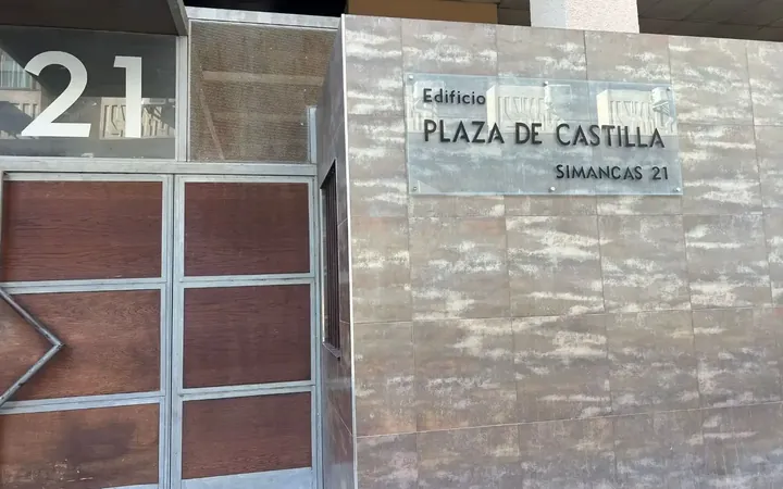 Local comercial en  Calle de Simancas 21 - Foto 1