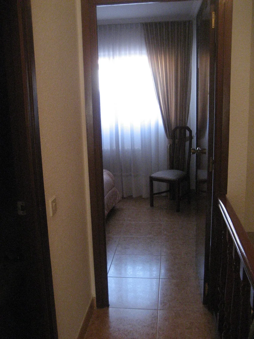 Chalet adosado en Barrio Orcasitas - Foto 10