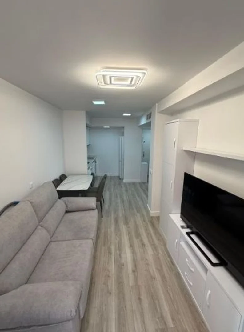 Piso en calle de Grafal, 12