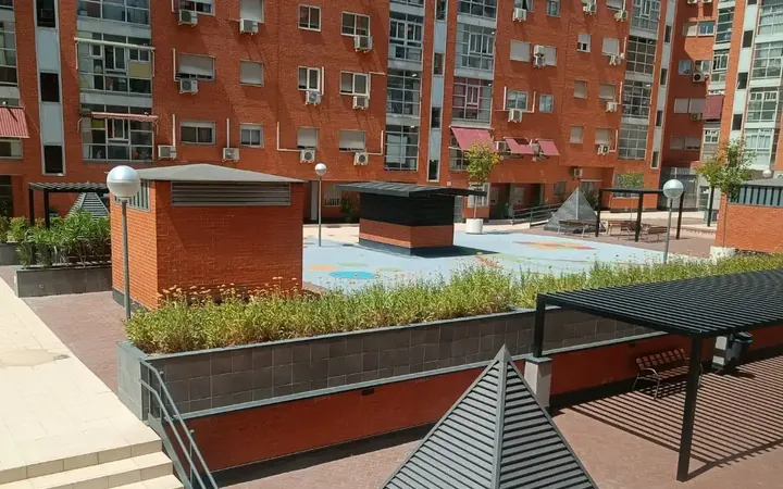 Piso en  Calle de la República Eslovaca 6 - Foto 14