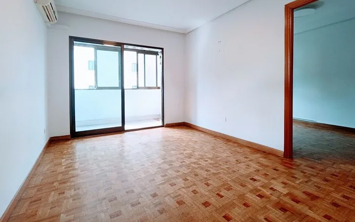 Piso en Calle de Joaquín Turina, Buena Vista - Foto 1
