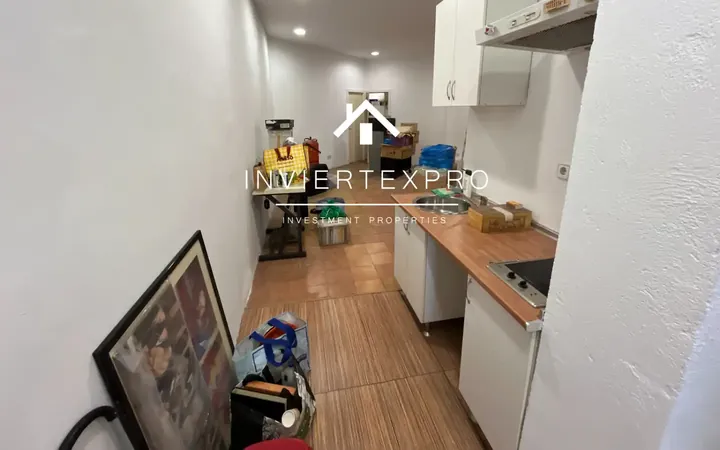 Local comercial en  Carrer de València - Foto 4