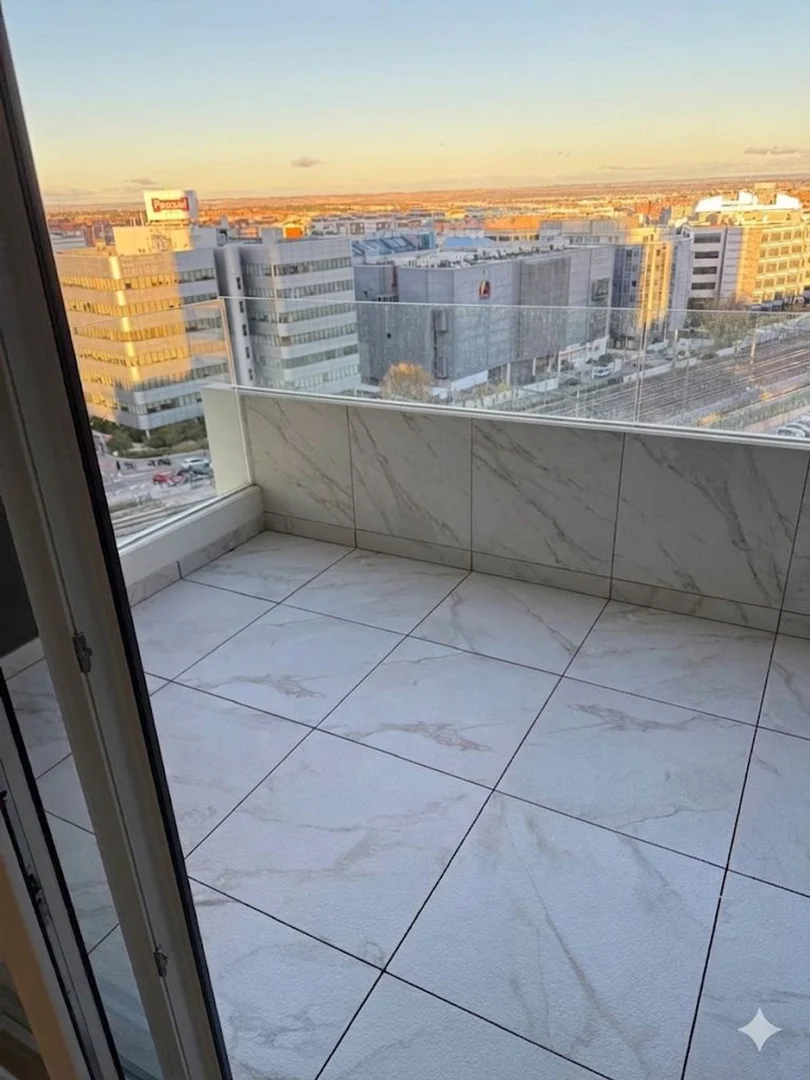 Piso en Calle de Dulce Chacón, 25 - Foto 4
