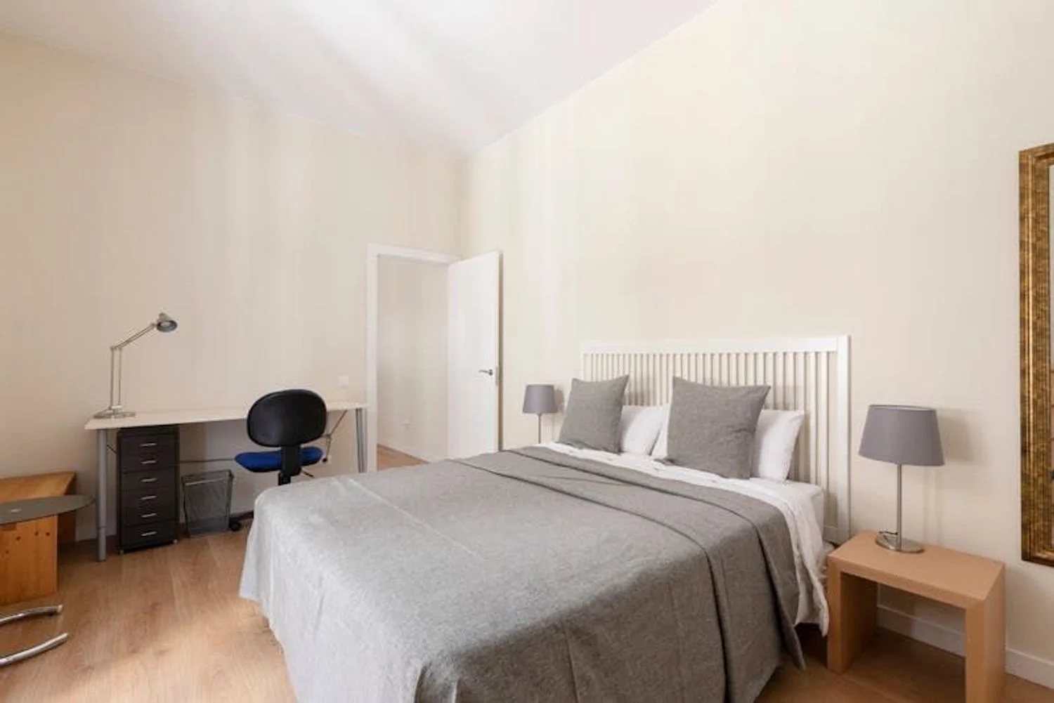 Piso en travesía de Sant Antoni, 3 - Foto 6