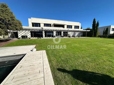 Chalet Independiente en Pozuelo de Alarcón, Madrid - Foto 1