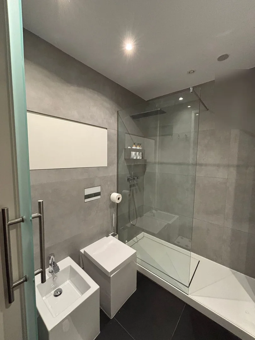 Piso en Barrio Mirasierra - Foto 5