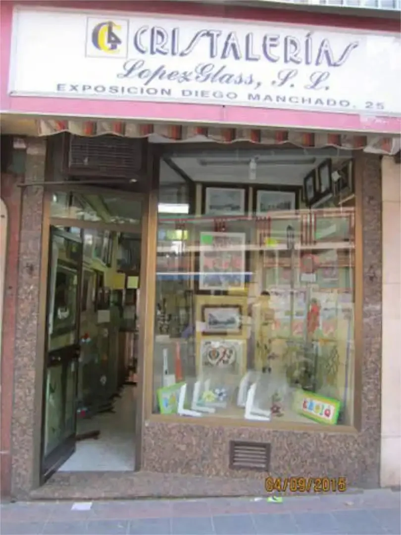 Local comercial en Villa de Vallecas - Foto 3
