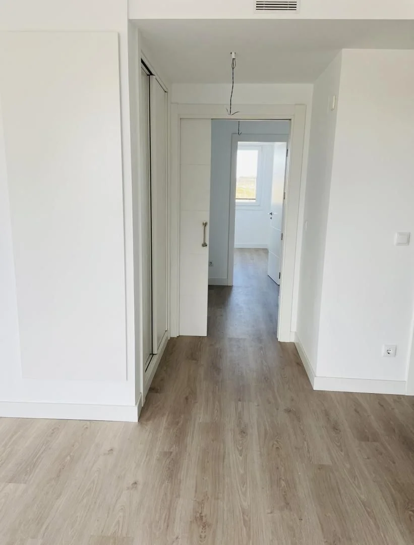 Piso en  Calle de Federica Montseny 8 - Foto 13