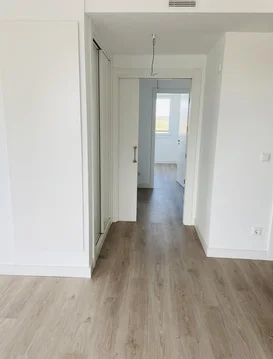 Piso en  Calle de Federica Montseny 8 - Foto 13