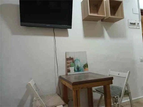 Estudio en Ciutat Vella - Foto 3