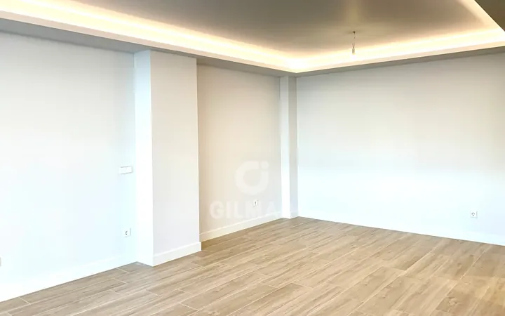Bajo en Majadahonda, Madrid - Foto 4