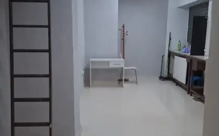 Local comercial en  Carrer dels Enamorats 93 - Foto 4