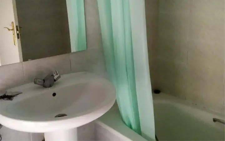 Apartamento en  Calle de José María Cavero 11 - Foto 8