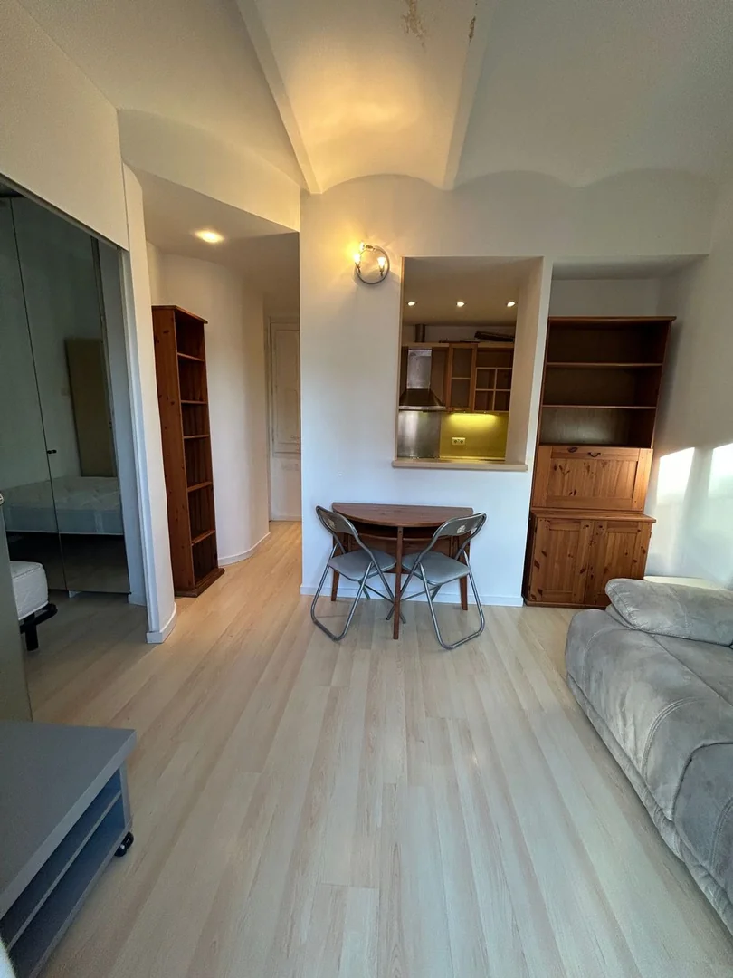 Piso en Sants - Foto 2