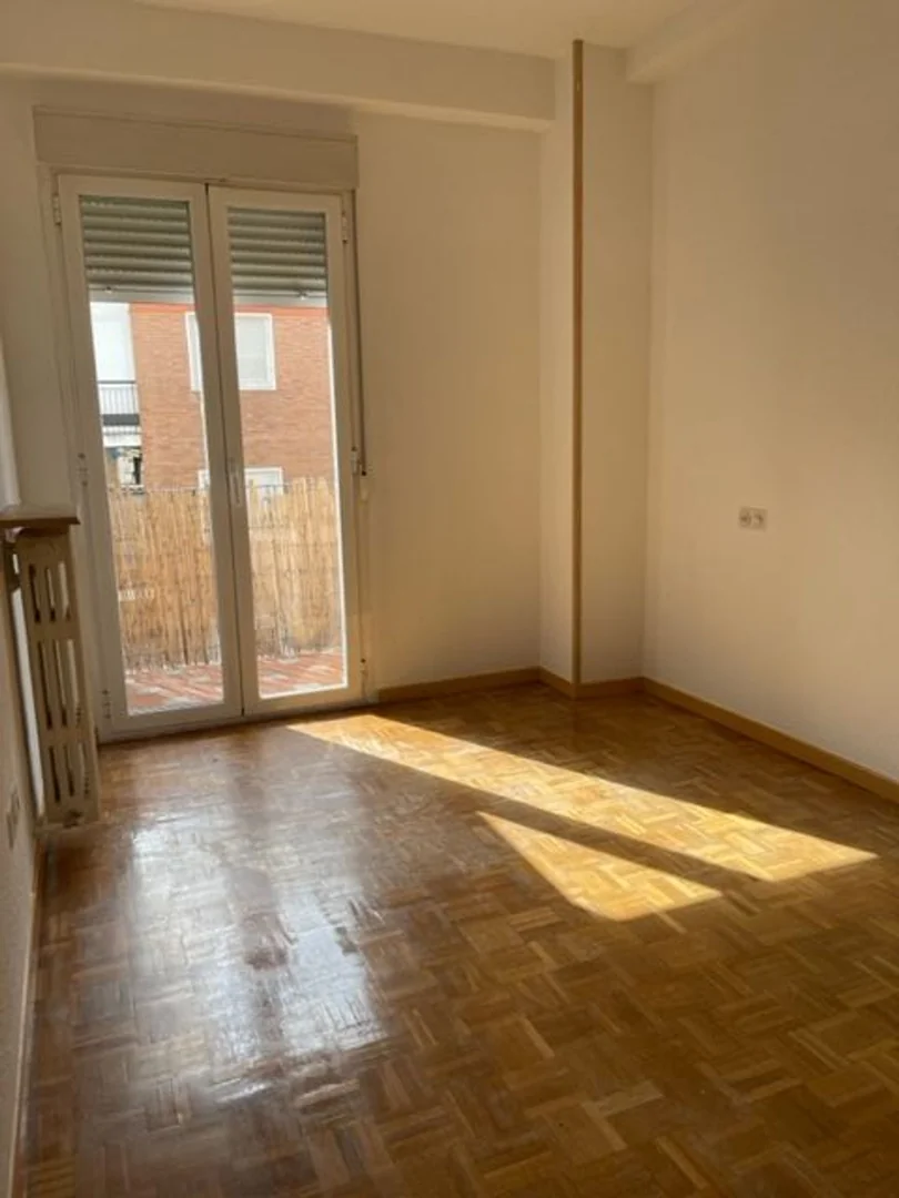 Piso en Calle Sancho Dávila, 27, Fuente del Berro - Foto 2