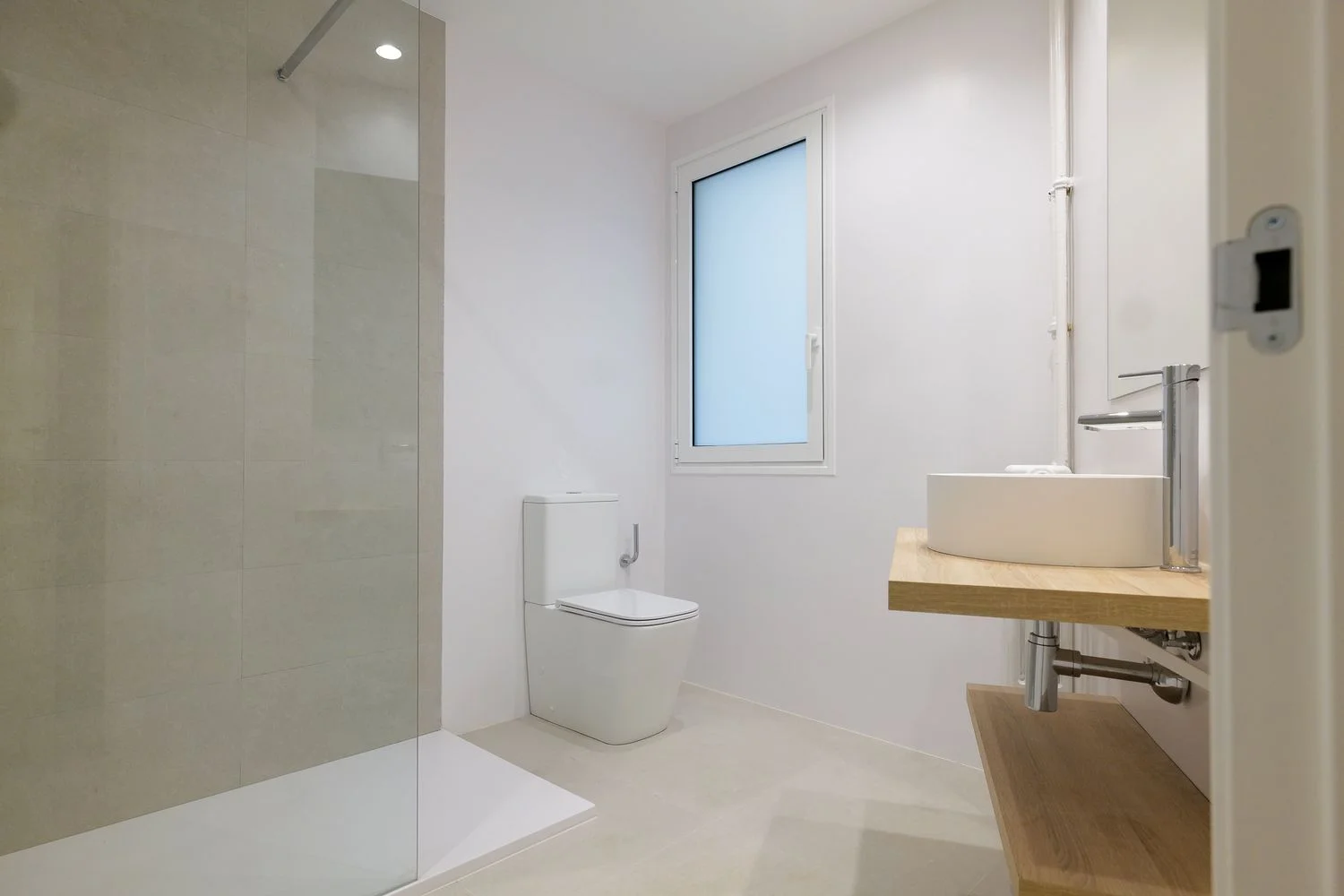 Piso en calle de Blasco de Garay - Foto 16