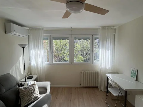 Piso en  Calle del Camino de los Vinateros 71 - Foto 2