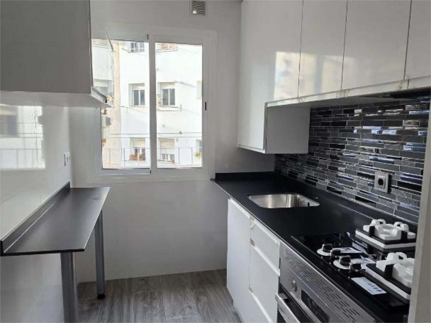 Piso en calle Lago Iseo 17 - Foto 9