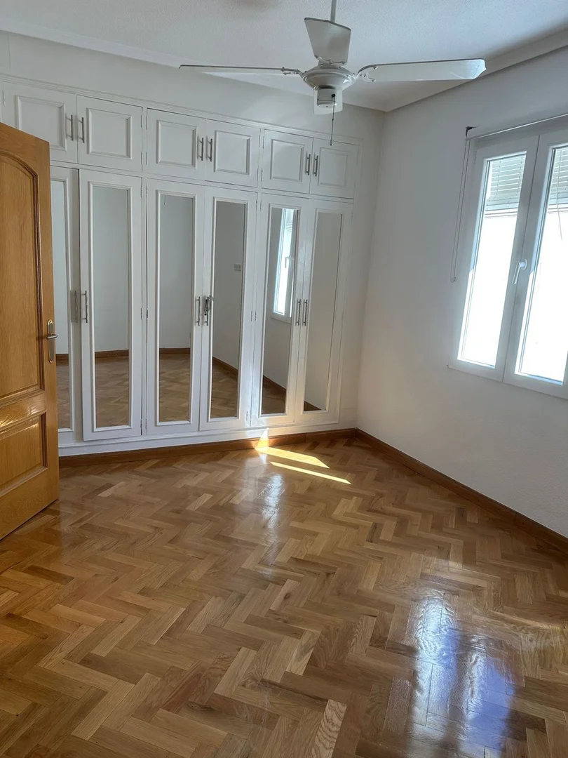 Piso en calle del Príncipe de Vergara, 278 - Foto 1