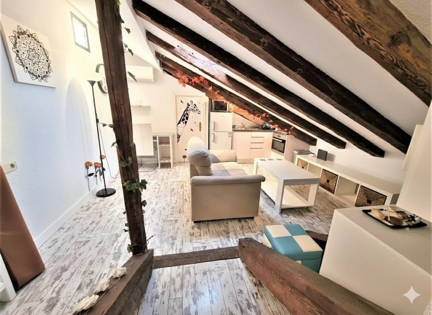 Ático en calle de Ilustración, 4 - Foto 1