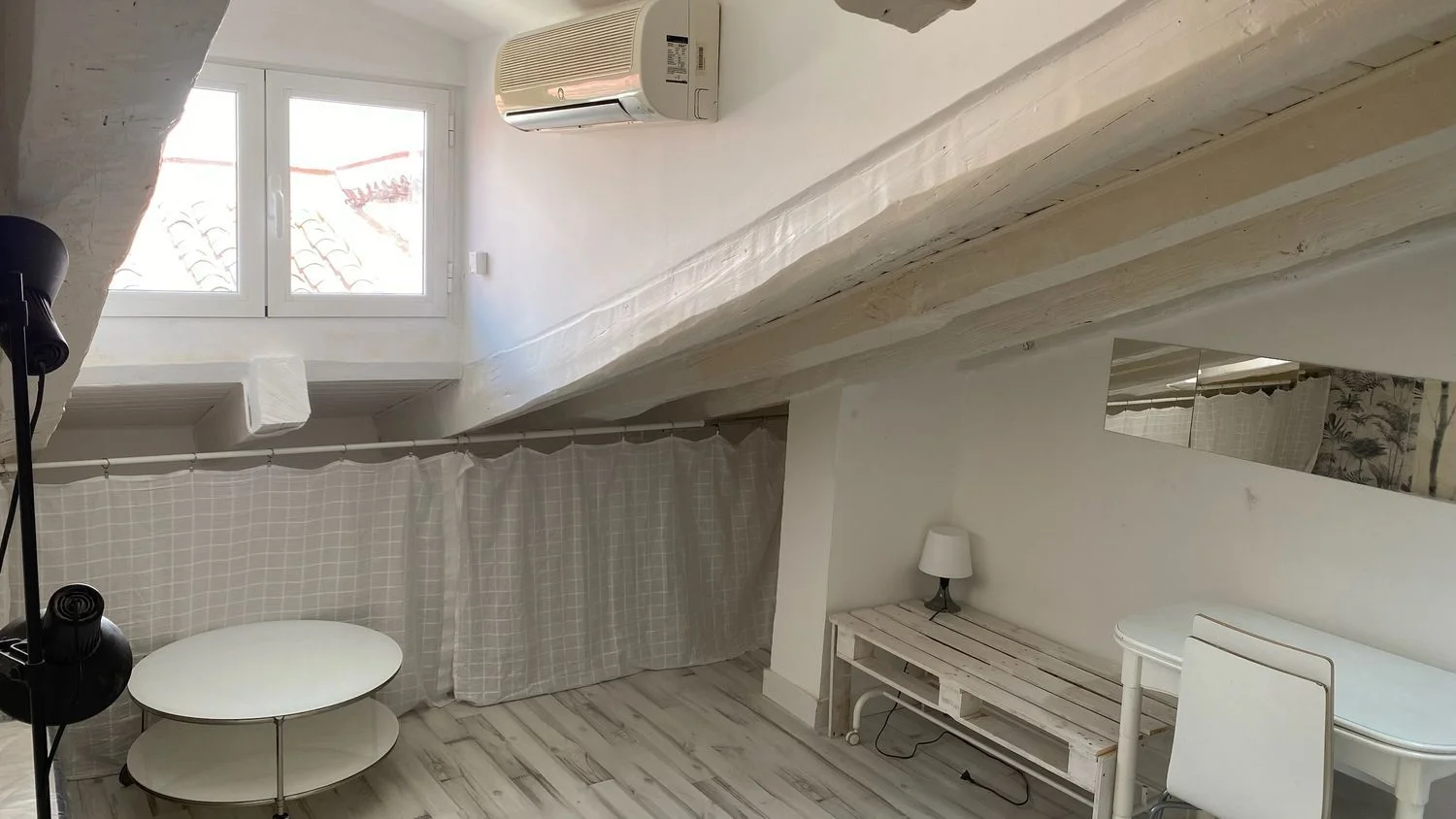 Estudio en calle del Montserrat, 24 - Foto 3