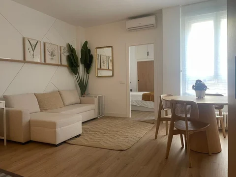 Piso en calle de Francisco Silvela, 79 - Foto 1