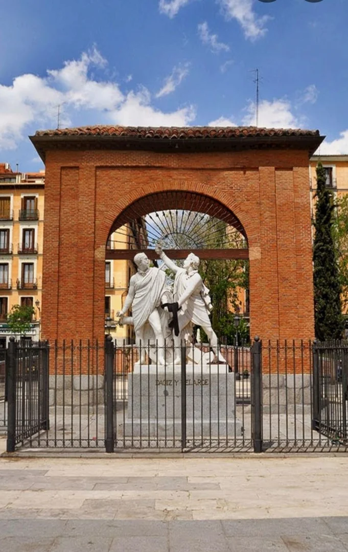 Estudio en calle de Velarde, 20 - Foto 2