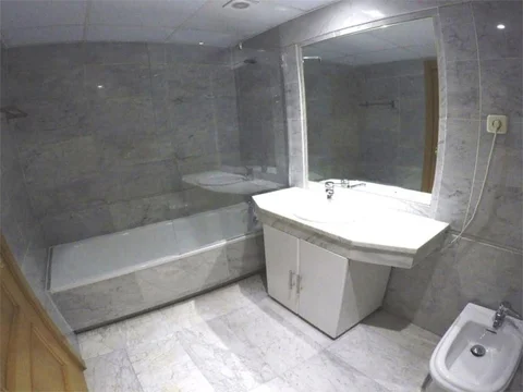 Piso en  Calle del Puerto Canfranc 4 - Foto 13