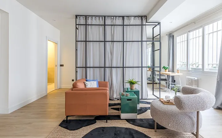 Estudio en Plaza de Jacinto Benavente, 1, Huertas-Cortes - Foto 1