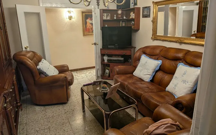 Piso en Calle de Carabelos, 26, San Fermín - Foto 2